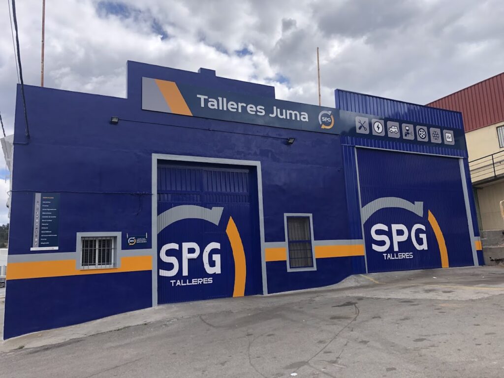 Fachada taller servicios de automoción